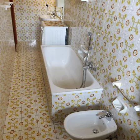 Il Poggio 3a Monolocale * سان بارتولومِيو آل ما